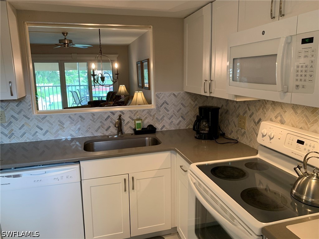 2 Bed Waterfront Home for Sale in Naples, photo 15