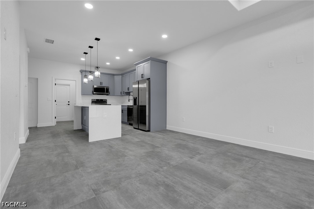 6 Bed Duplex for Sale in Lehigh Acres, photo 15