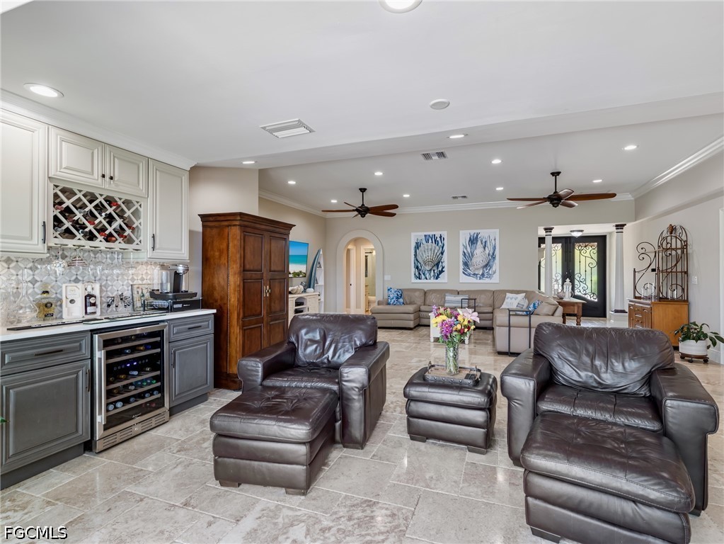 3 Bed Pool Home for Sale in Palm Acres, photo 15