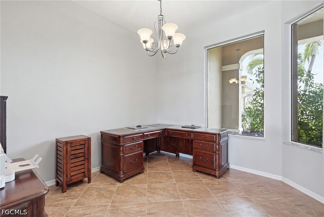 3 Bed Pool Home for Sale in Cape Coral, photo 15