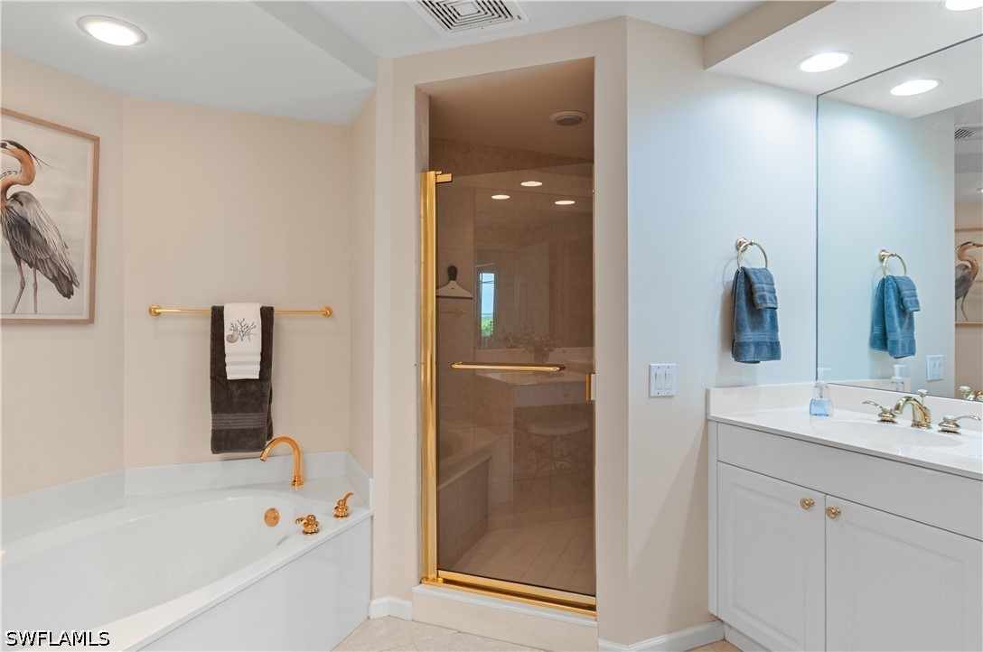 3 Bed Condominium for Sale in Sorrento, photo 15
