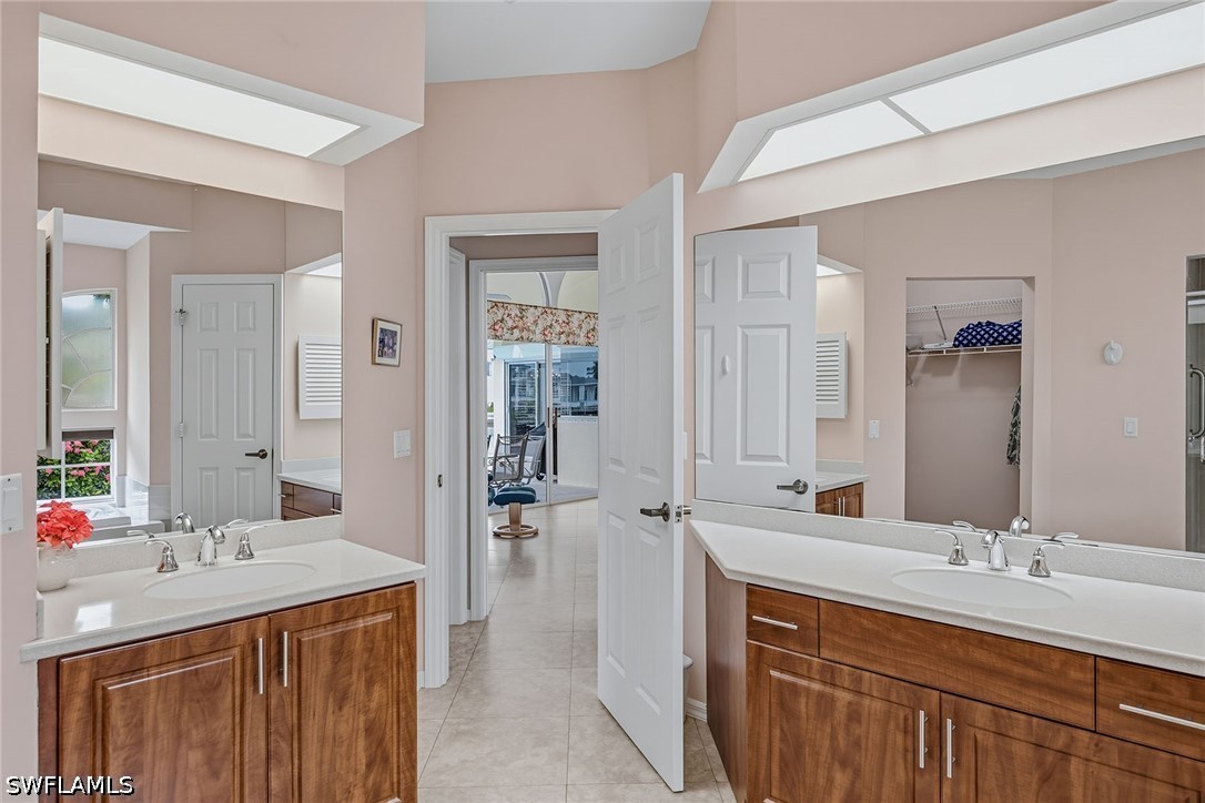 4 Bed Pool Home for Sale in Marco Island, photo 15
