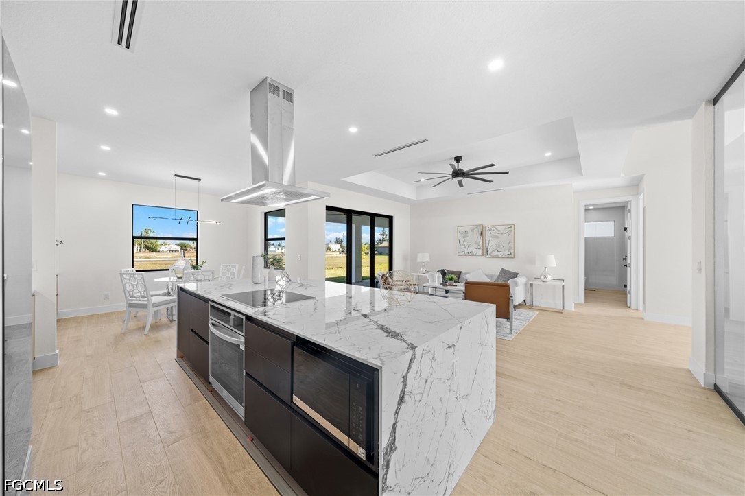 3 Bed SingleFamilyResidence for Sale in Cape Coral, photo 15