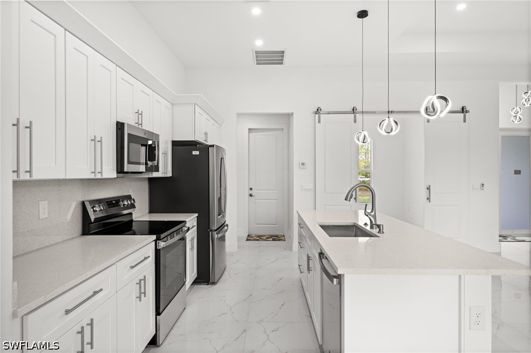 3 Bed SingleFamilyResidence for Sale in Lehigh Acres, photo 15