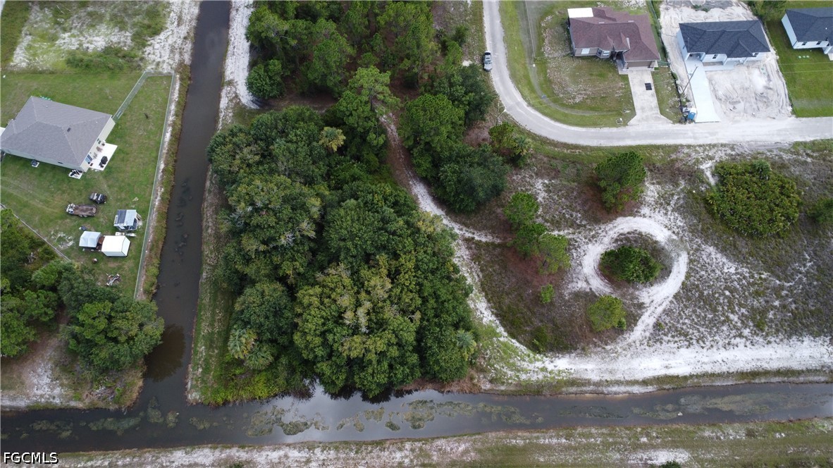 Waterfront Home for Sale in Lehigh Acres, photo 15