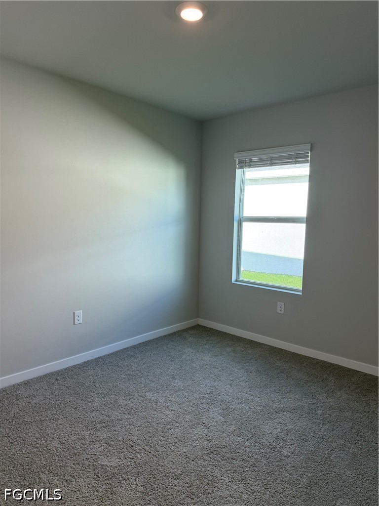 5 Bed Waterfront Home for Sale in Fort Myers, photo 15