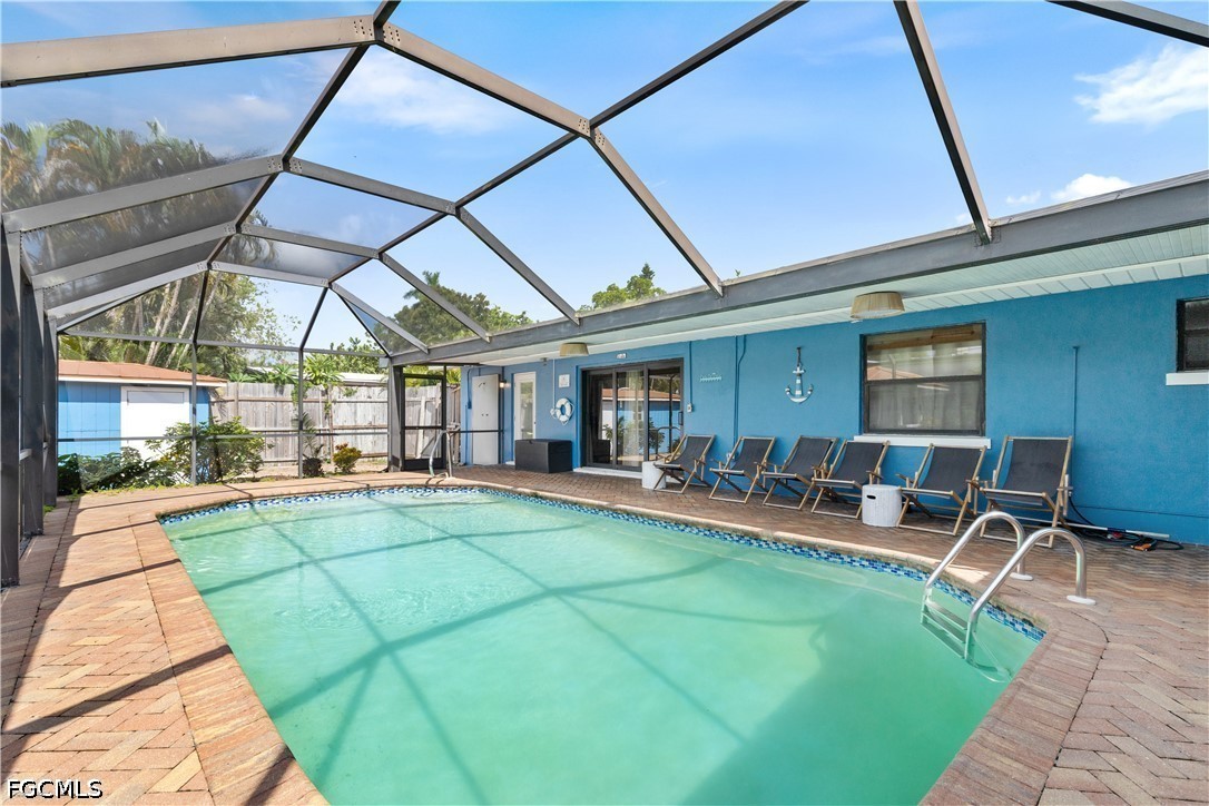3 Bed Pool Home for Sale in Palmlee Park, photo 15
