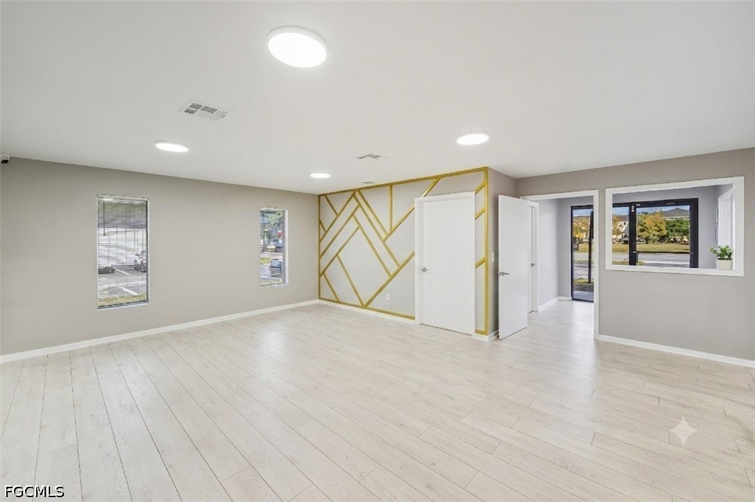 Office for Sale in Fort Myers, photo 15