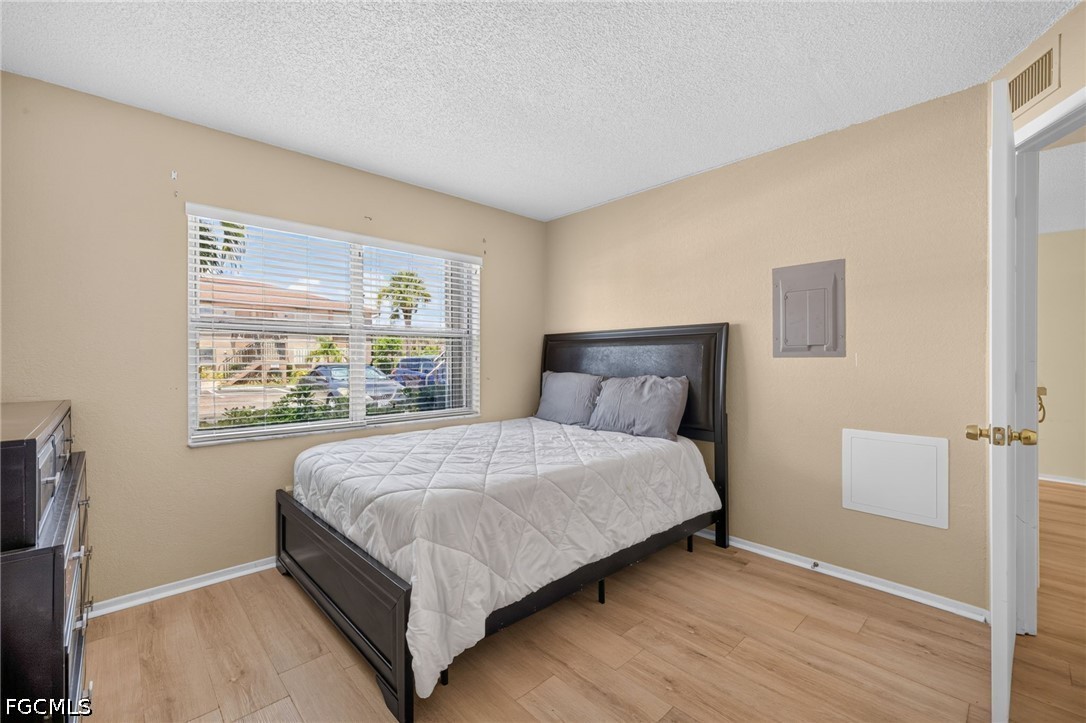 2 Bed Condominium for Sale in Deep Creek, photo 15