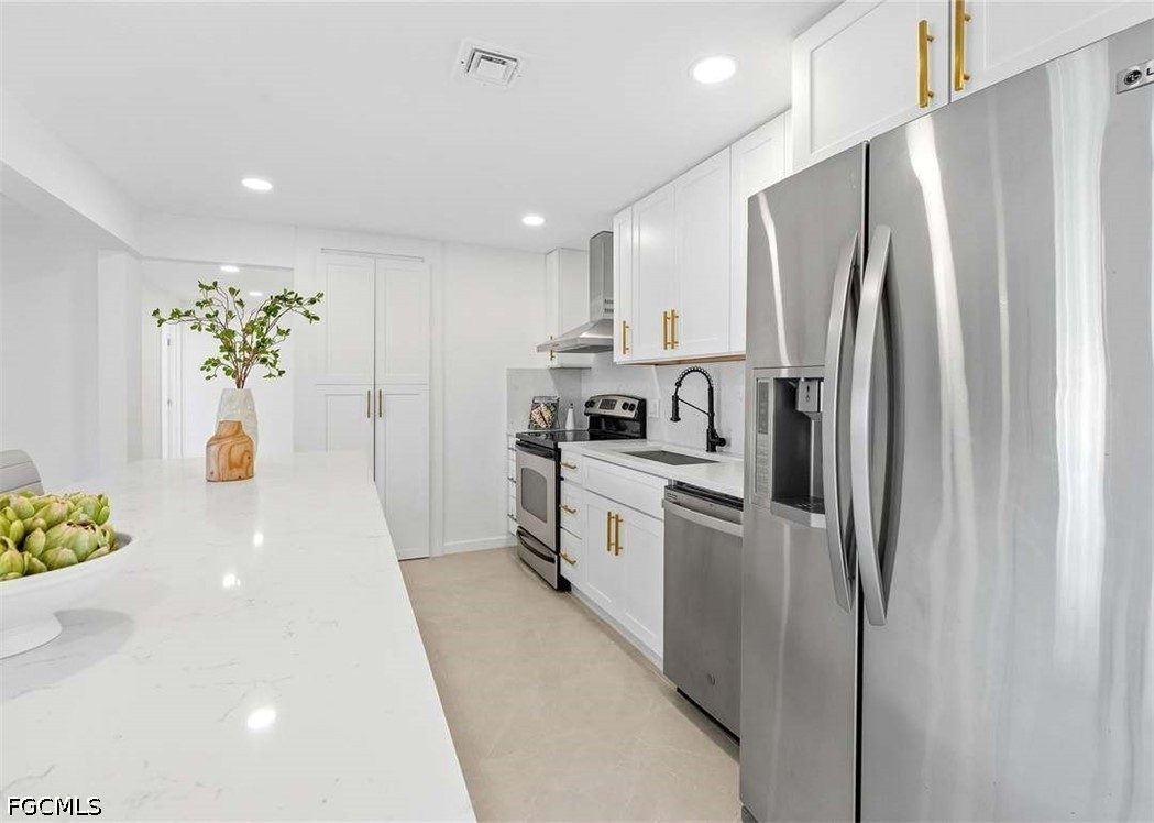 3 Bed SingleFamilyResidence for Sale in Pompano Beach, photo 15