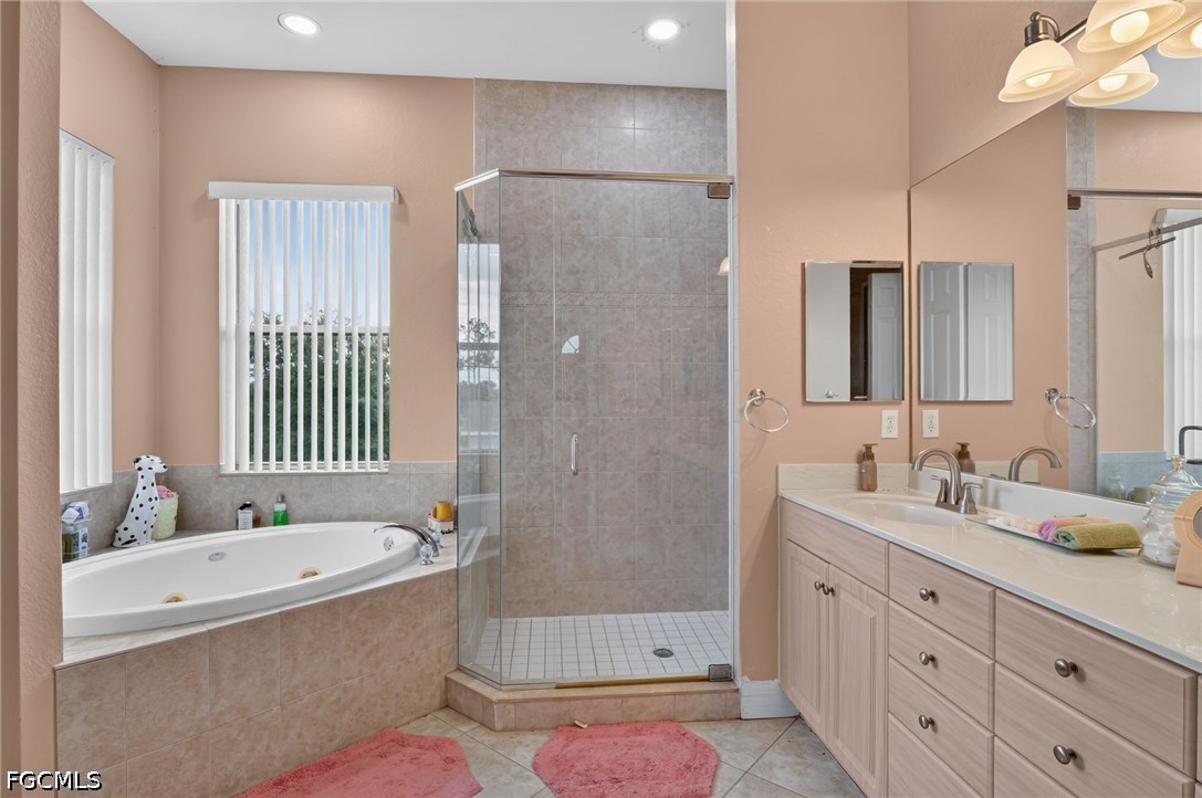 4 Bed Pool Home for Sale in Lehigh Acres, photo 15