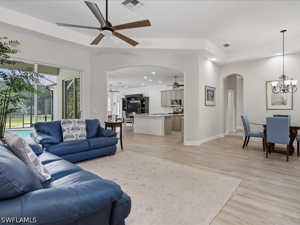 4 Bed Pool Home for Sale in Livingston Woods, photo 15