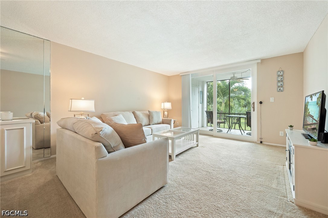 2 Bed Condominium for Sale in Fort Myers, photo 15