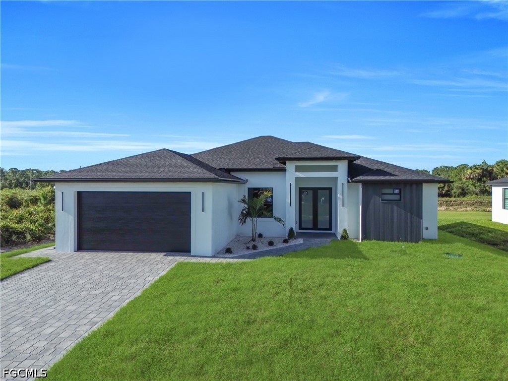 3 Bed Waterfront Home for Sale in Lehigh Acres, photo 15
