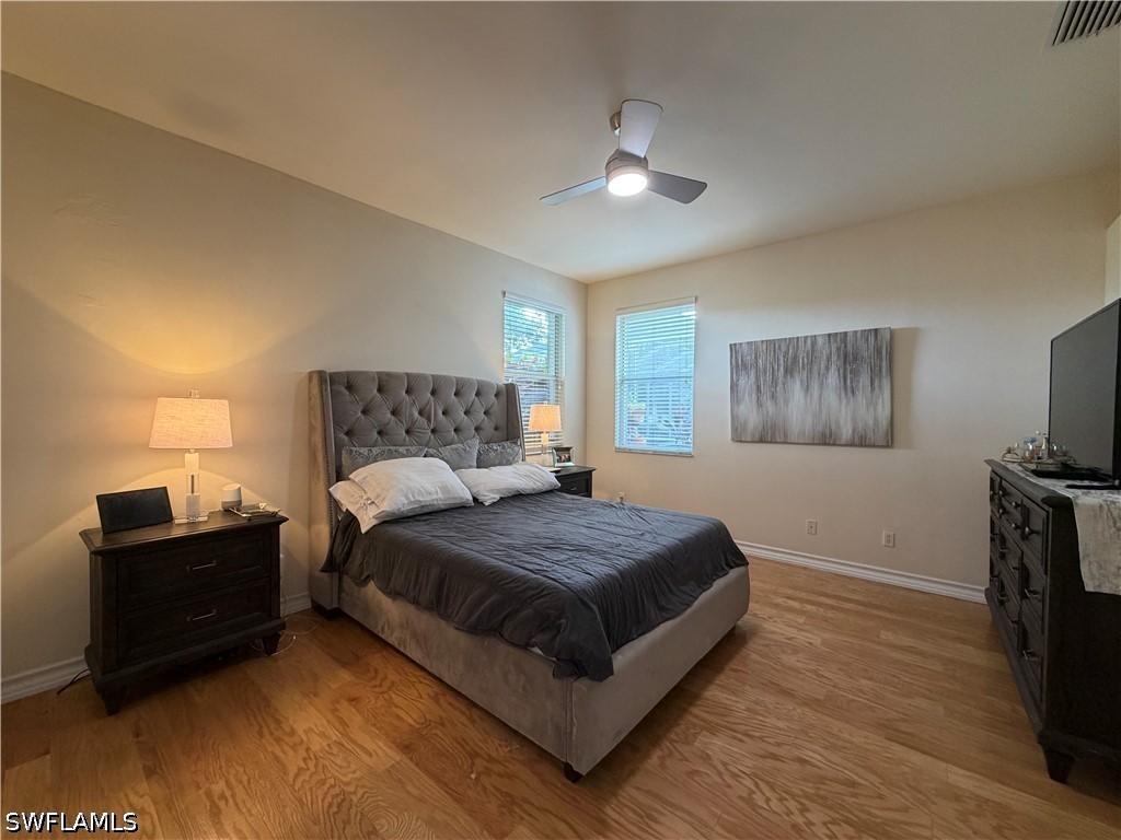 2 Bed SingleFamilyResidence for Sale in Naples, photo 15