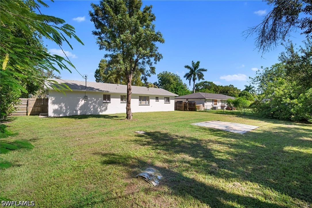 3 Bed SingleFamilyResidence for Sale in Fort Myers, photo 15
