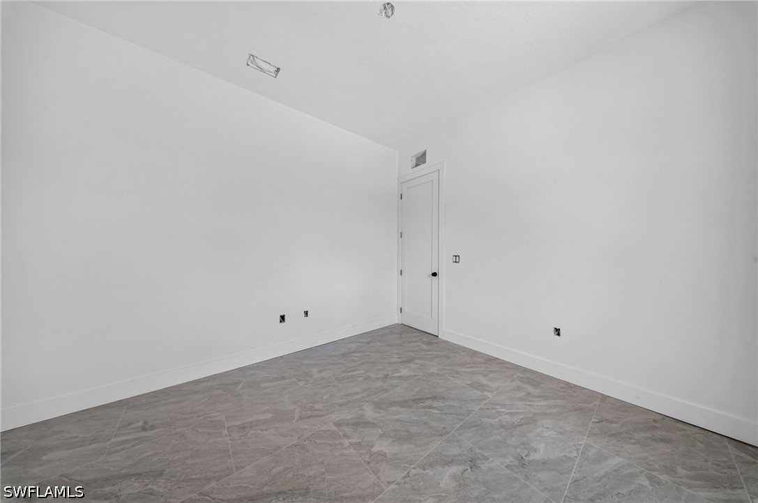 6 Bed Duplex for Sale in Lehigh Acres, photo 15