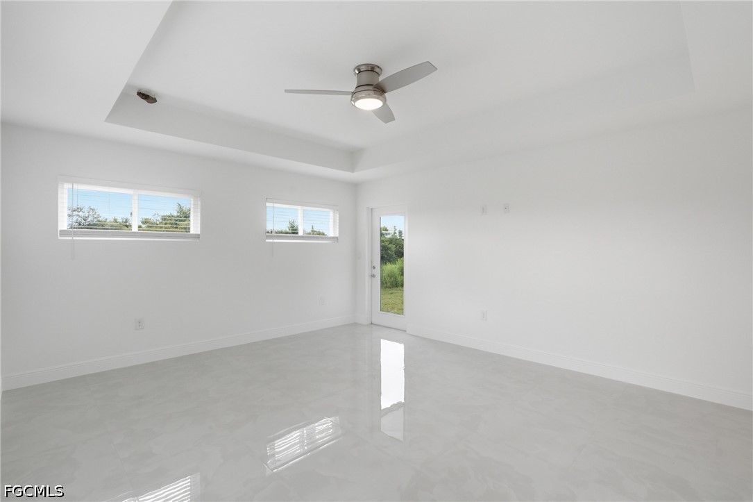 3 Bed SingleFamilyResidence for Sale in Lehigh Acres, photo 15