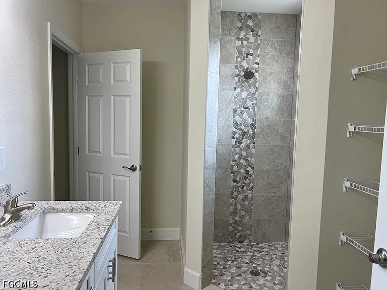 3 Bed Waterfront Home for Sale in Cape Coral, photo 15