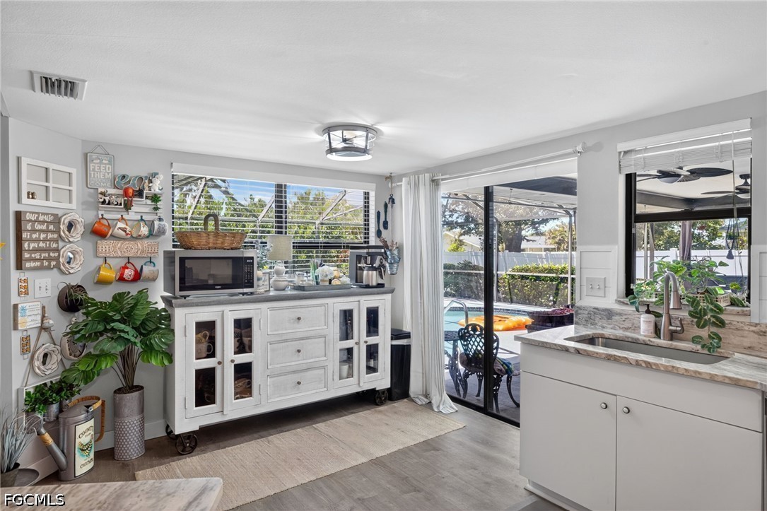 3 Bed Pool Home for Sale in Cape Coral, photo 15