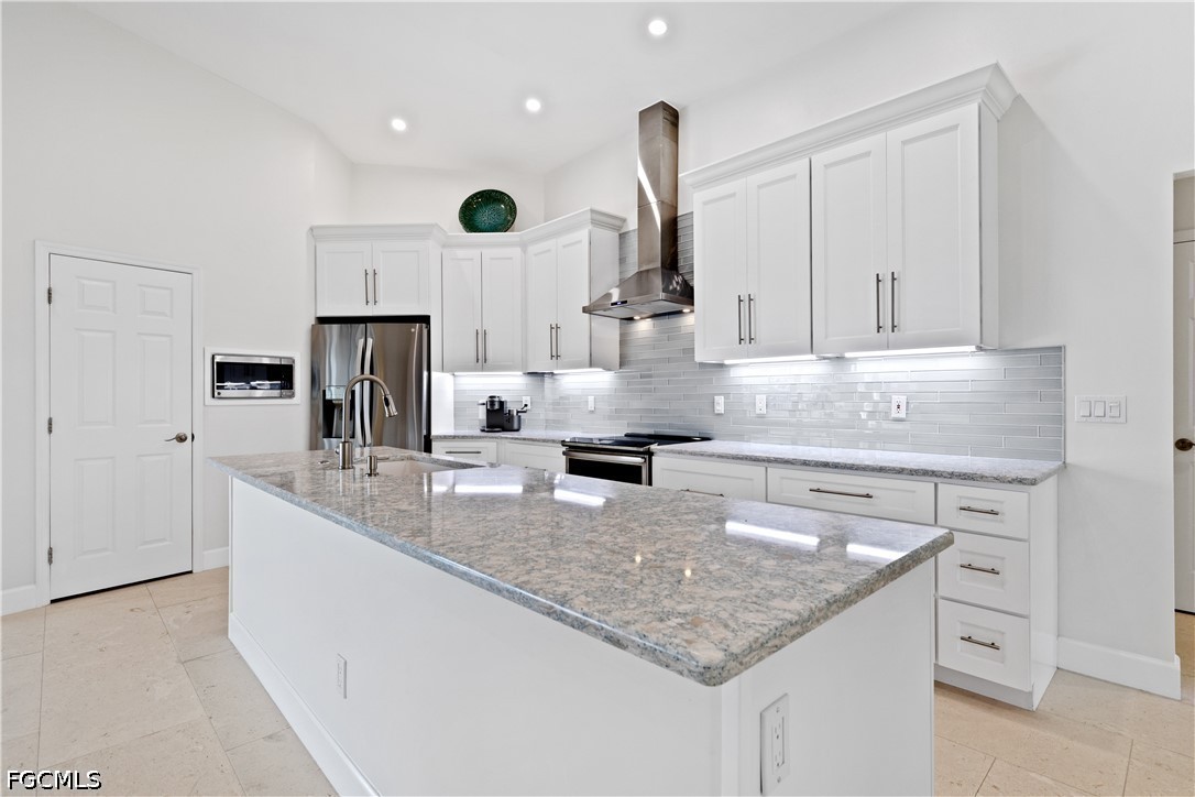 3 Bed Pool Home for Sale in Cape Coral, photo 15