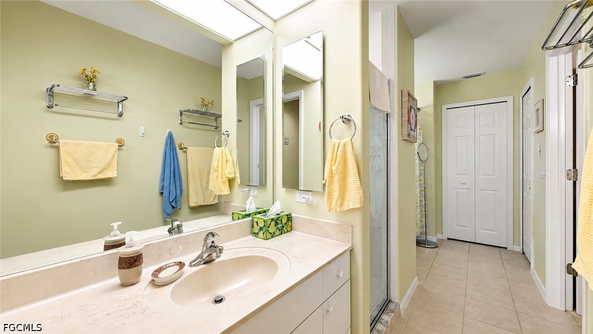 3 Bed SingleFamilyResidence for Sale in Palm Island, photo 15