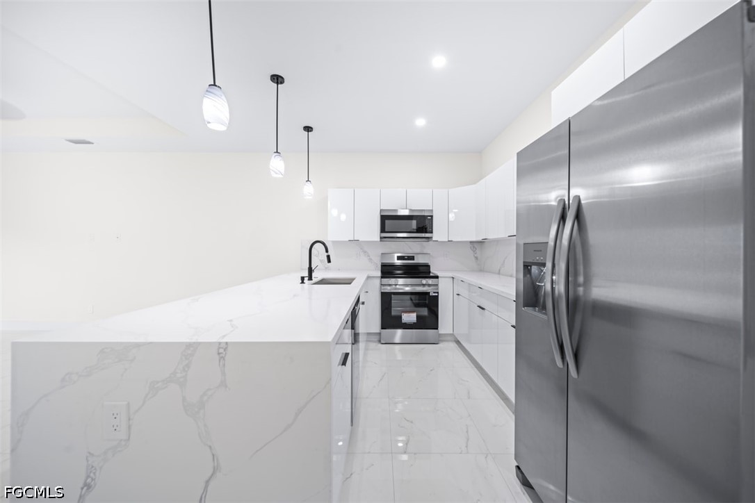 6 Bed Duplex for Sale in Lehigh Acres, photo 15
