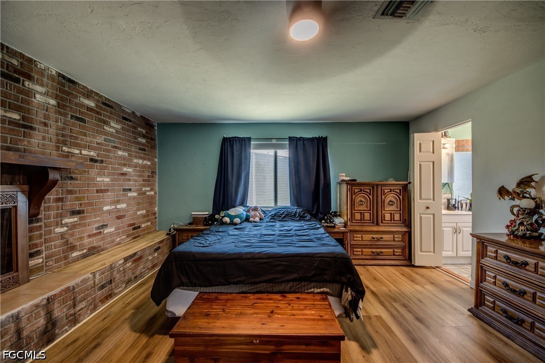 4 Bed SingleFamilyResidence for Sale in North Fort Myers, photo 15