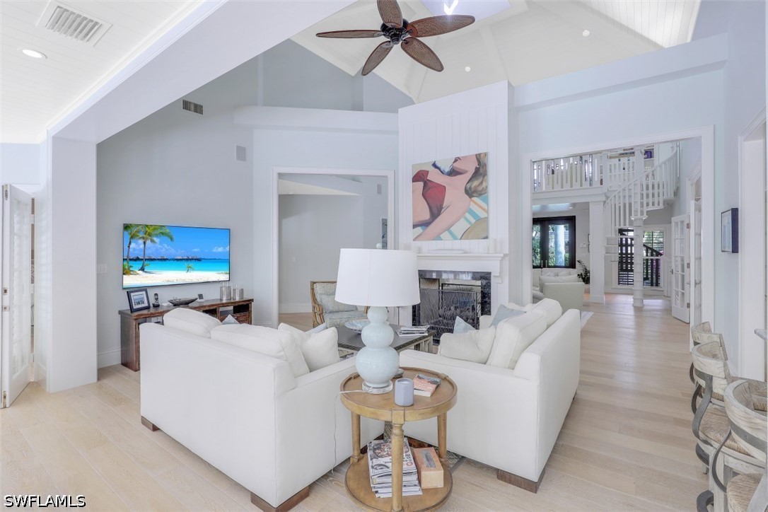 5 Bed Pool Home for Sale in Olde Naples, photo 15