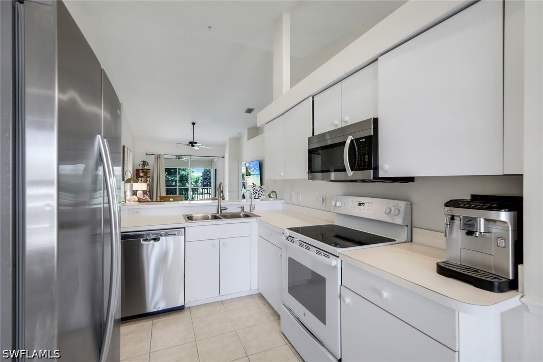 2 Bed Condominium for Sale in Stoneybrook, photo 15
