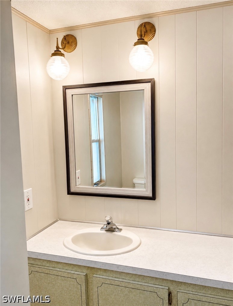 2 Bed ManufacturedHome for Sale in Naples, photo 15