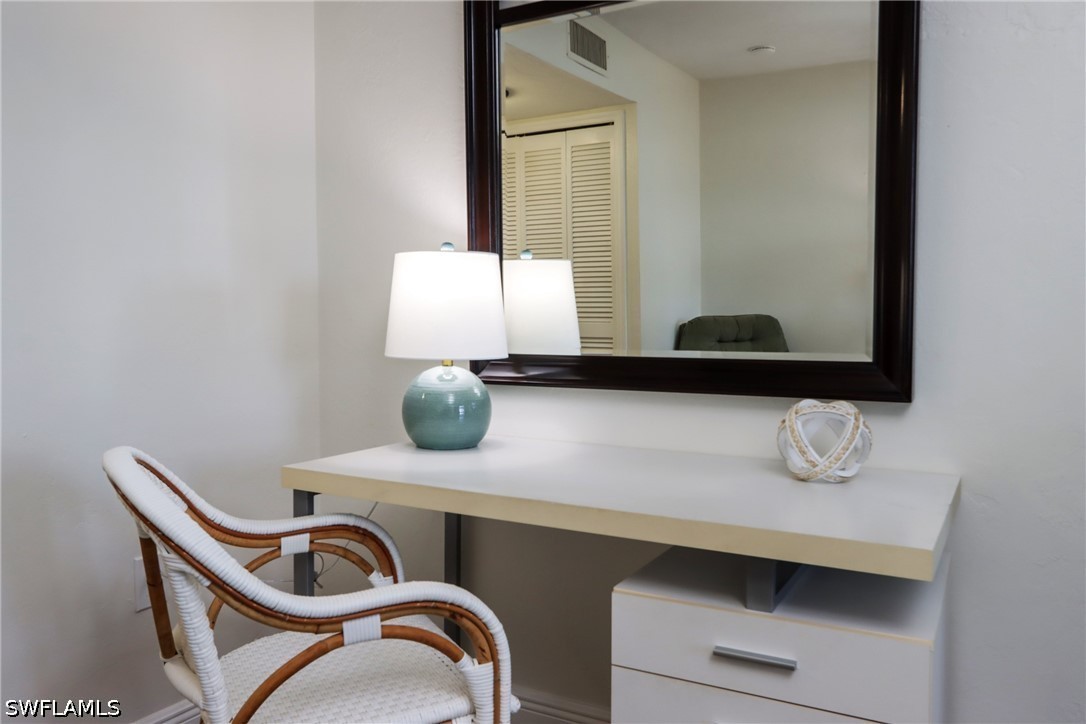 1 Bed Waterfront Home for Sale in Naples, photo 15