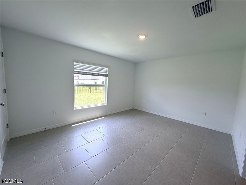 3 Bed SingleFamilyResidence for Sale in Crane Landing, photo 15