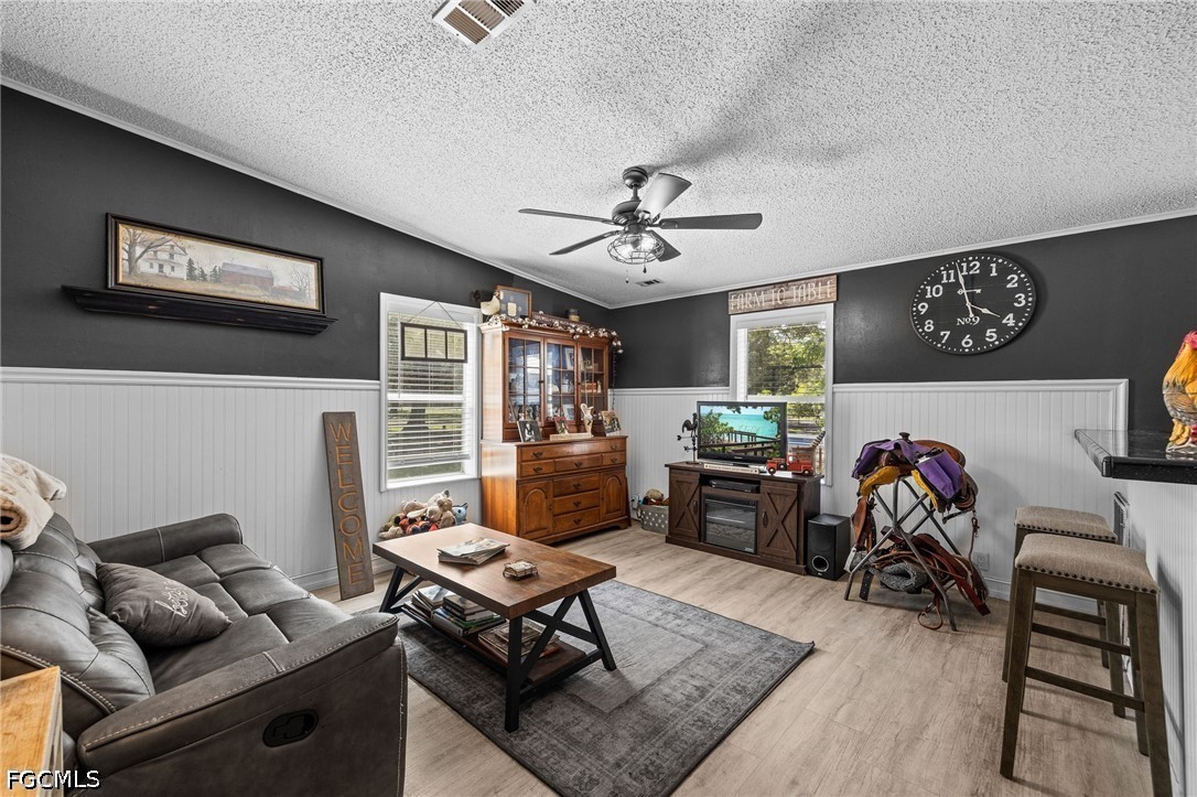 3 Bed ManufacturedHome for Sale in Not Applicable, photo 15