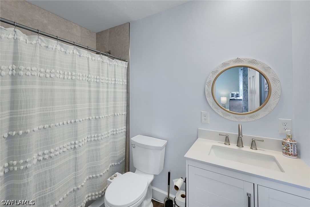 3 Bed SingleFamilyResidence for Sale in Bonita Springs, photo 15