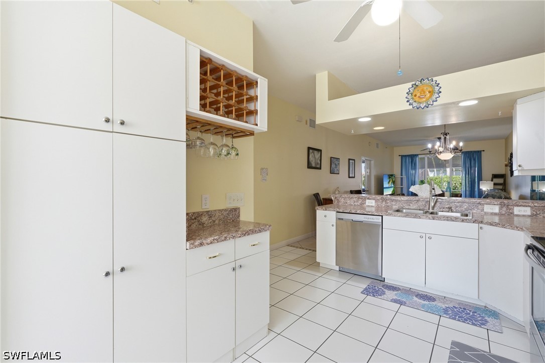 2 Bed Condominium for Sale in Naples, photo 15
