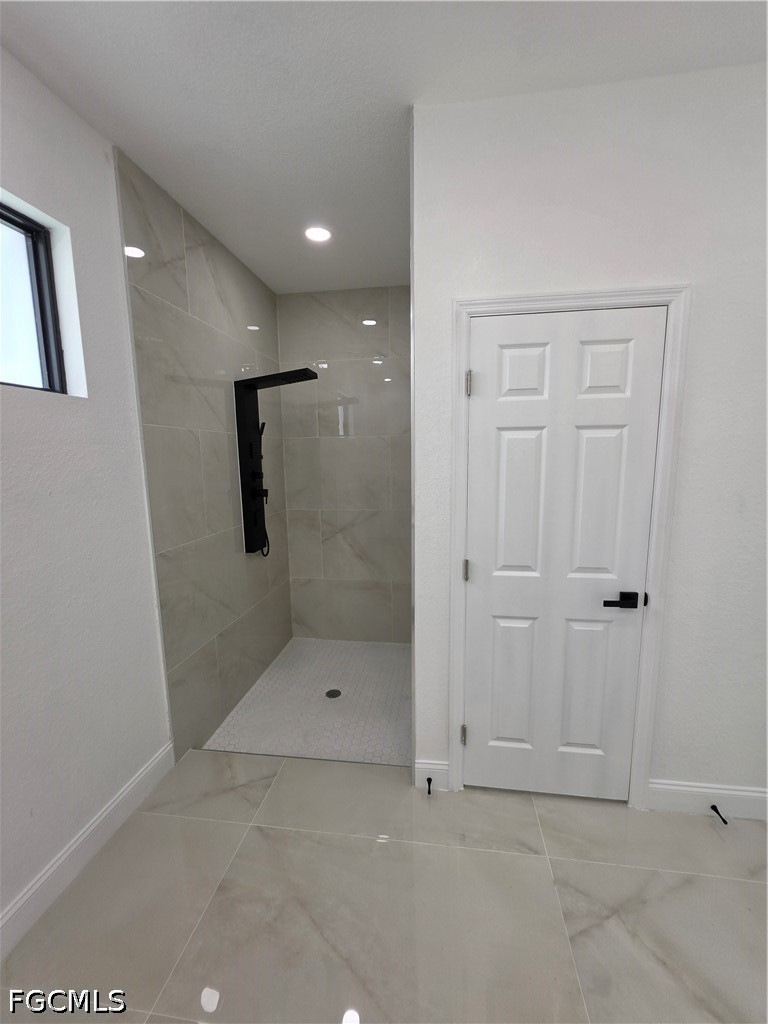 3 Bed SingleFamilyResidence for Sale in Lehigh Acres, photo 15
