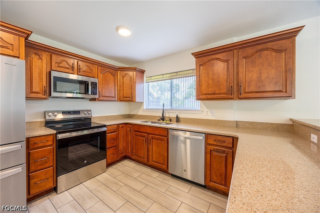 2 Bed Waterfront Home for Sale in Port Charlotte, photo 15