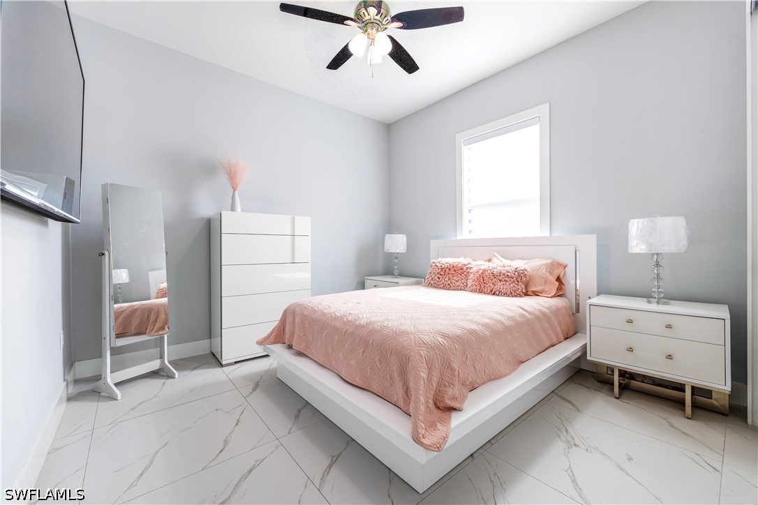 3 Bed SingleFamilyResidence for Sale in Naples, photo 15