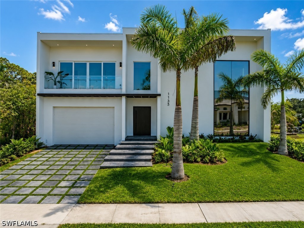 5 Bed Pool Home for Sale in Marco Beach, photo 15