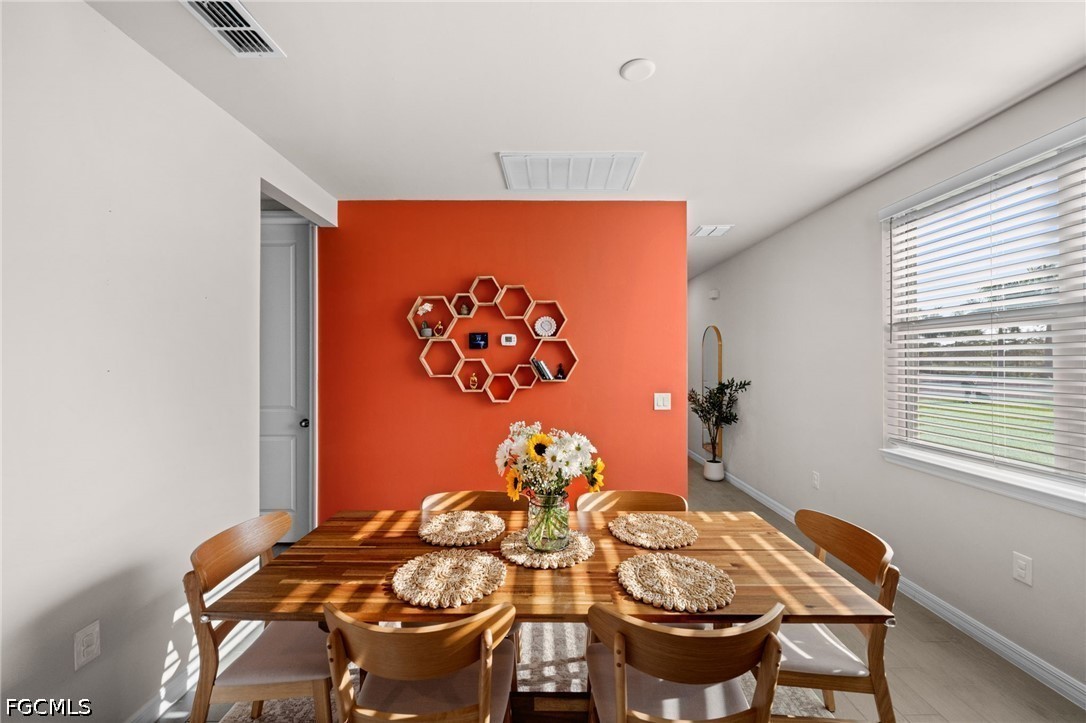 3 Bed SingleFamilyResidence for Sale in Crescent Grove, photo 15