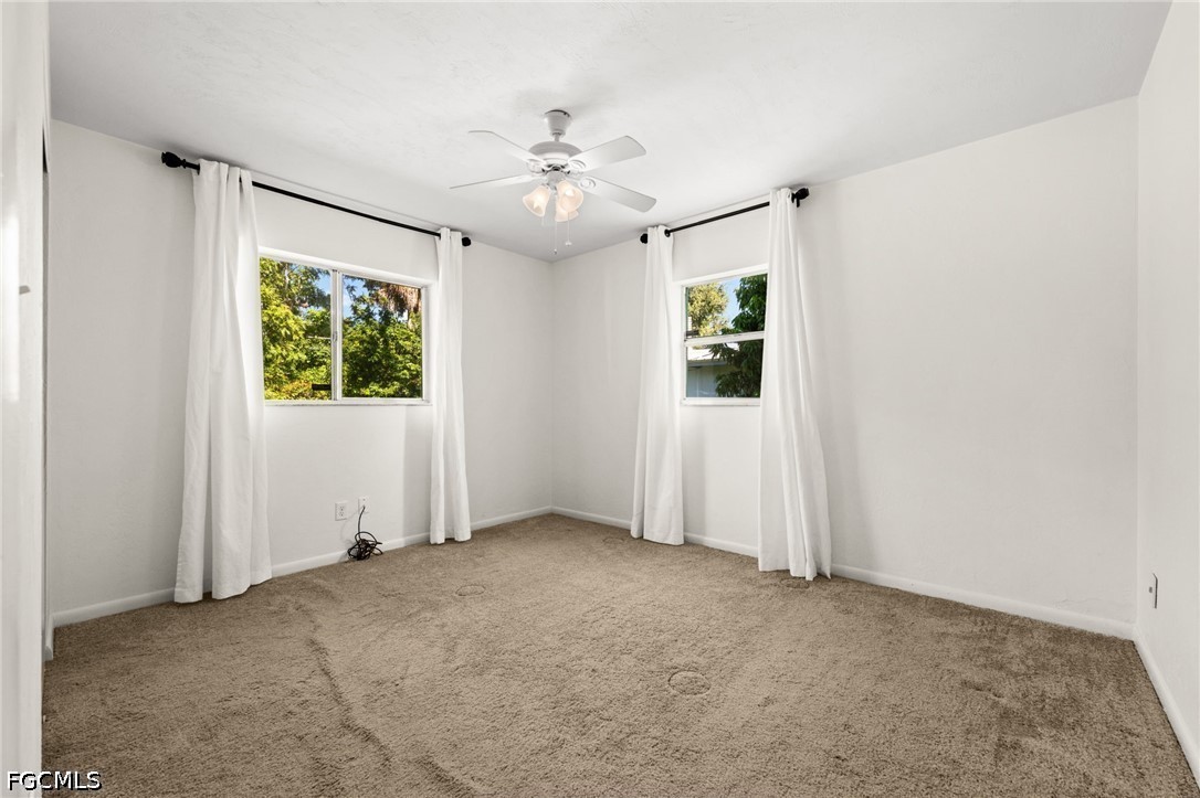 3 Bed SingleFamilyResidence for Sale in Fort Myers, photo 15