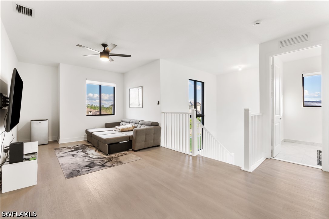 4 Bed SingleFamilyResidence for Sale in Maple Ridge, photo 15