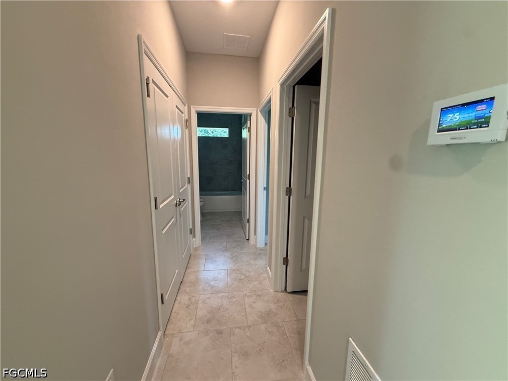 3 Bed SingleFamilyResidence for Sale in Lehigh Acres, photo 15