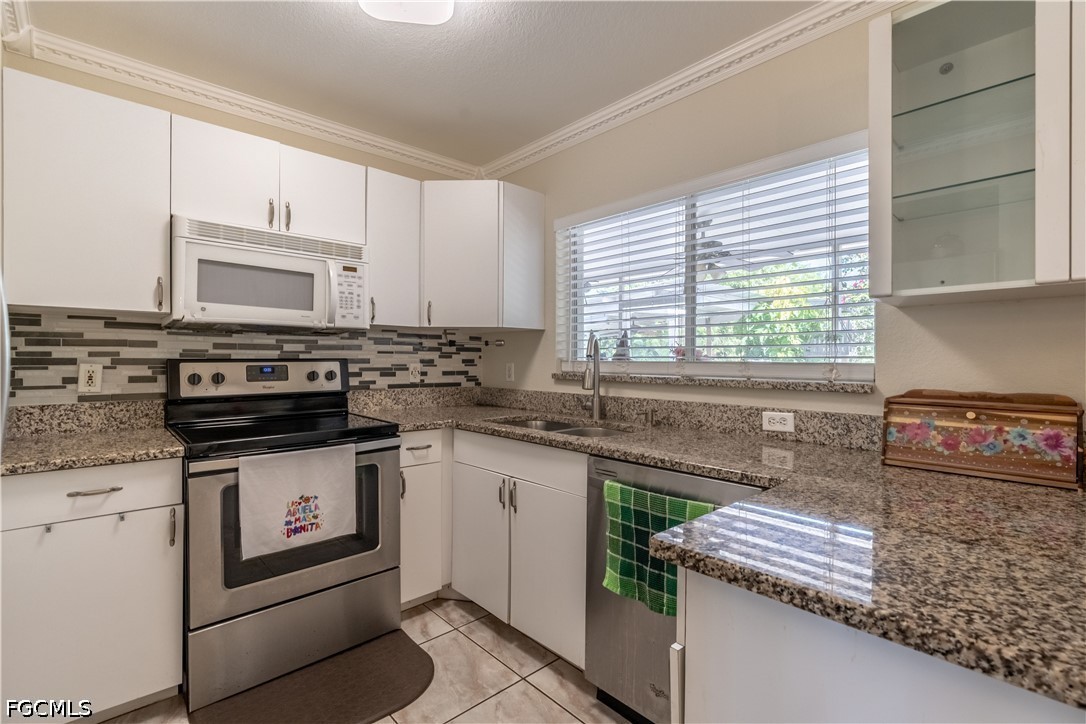 4 Bed SingleFamilyResidence for Sale in Naples, photo 15