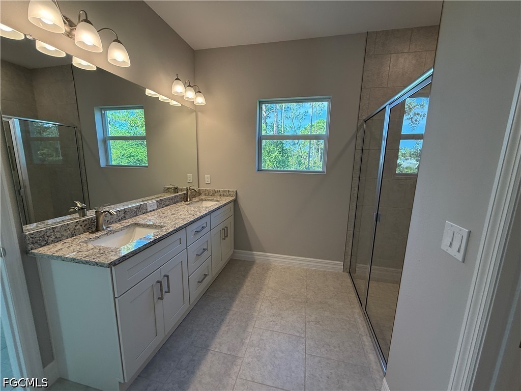 3 Bed SingleFamilyResidence for Sale in Lehigh Acres, photo 15