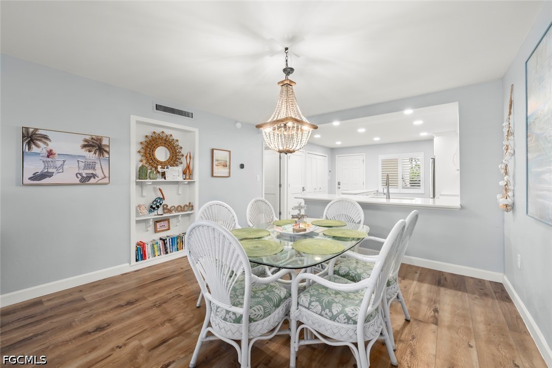 2 Bed Pool Home for Sale in Sanibel, photo 15