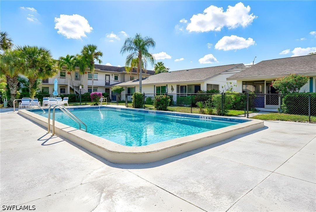 2 Bed Condominium for Sale in Naples, photo 15