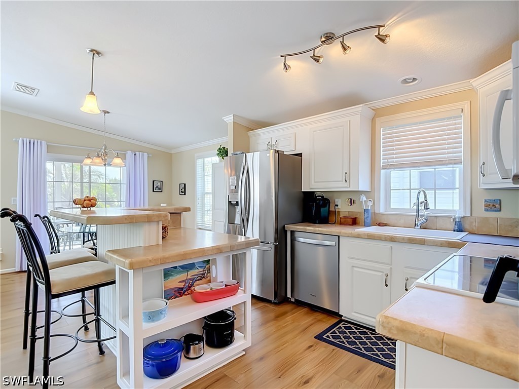 2 Bed ManufacturedHome for Sale in Fort Myers, photo 15