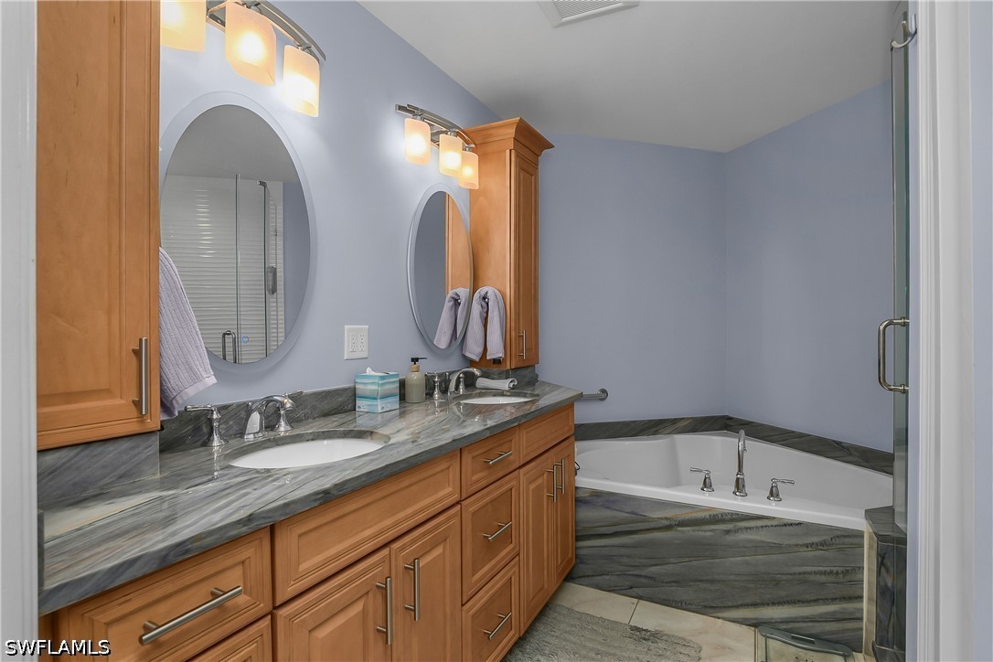 2 Bed Waterfront Home for Sale in Estero, photo 15